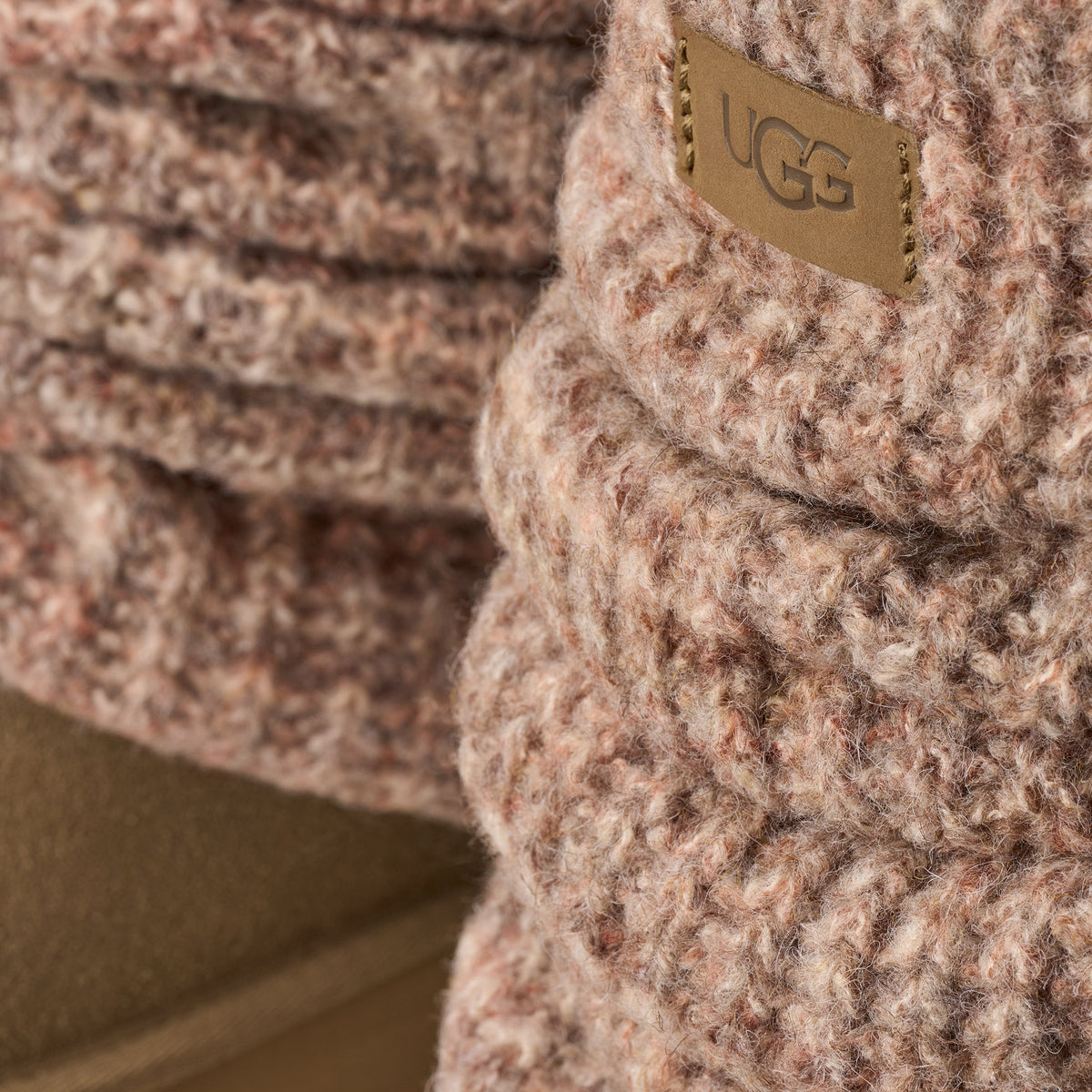 UGG Women's Classic Mini Dipper Legwarmer