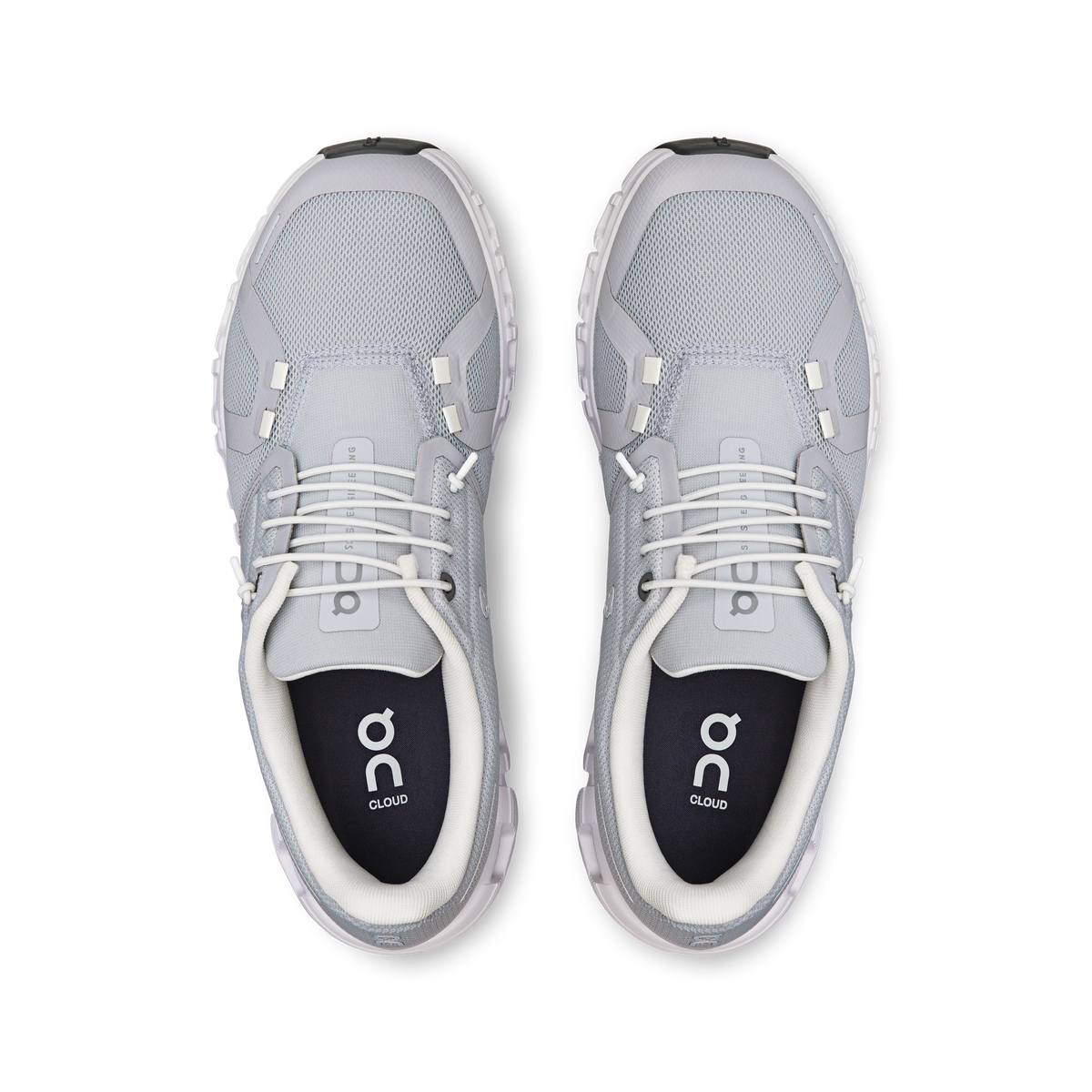 On Running Women's Cloud 6 in Glacier/White