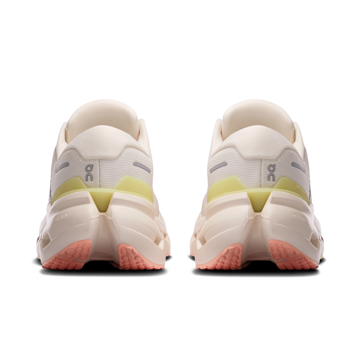 On Running Women's Cloudrunner 3 in Ivory/Dew