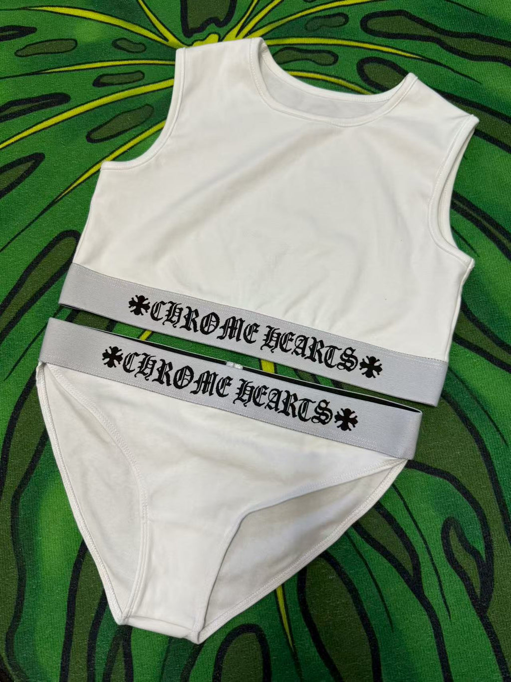 Chrome Hearts Yoga Sportswear Cross-Patterned Sanskrit Ribbon Slim Waist Vest and Shorts Set