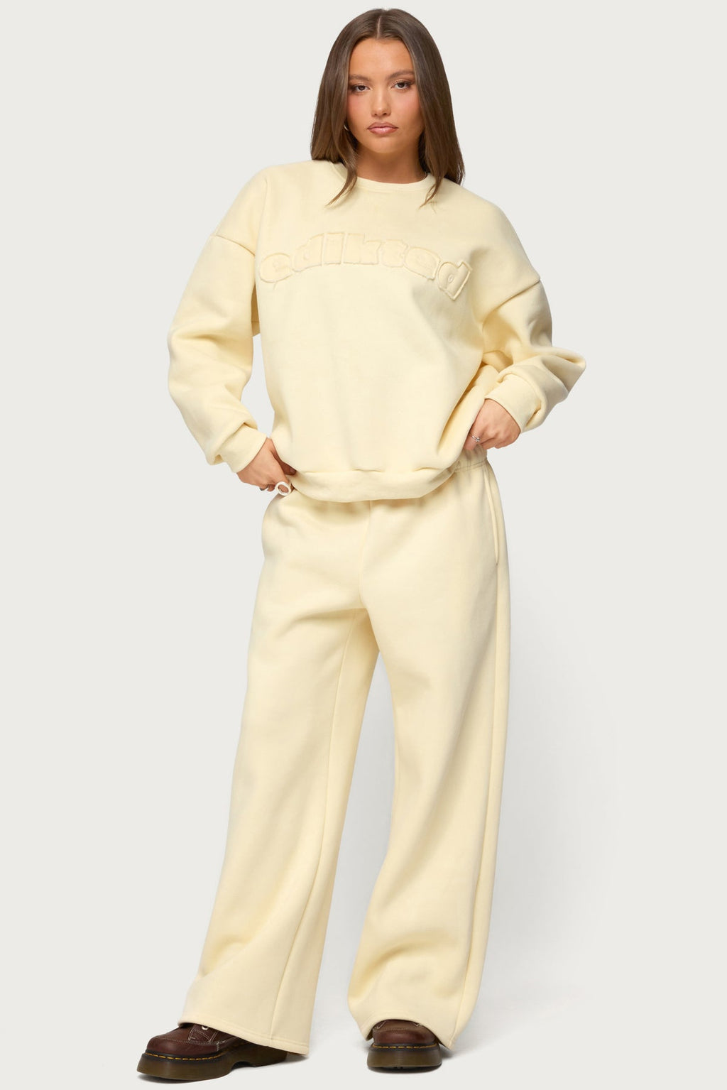 Jaylie Edikted Sweatshirt