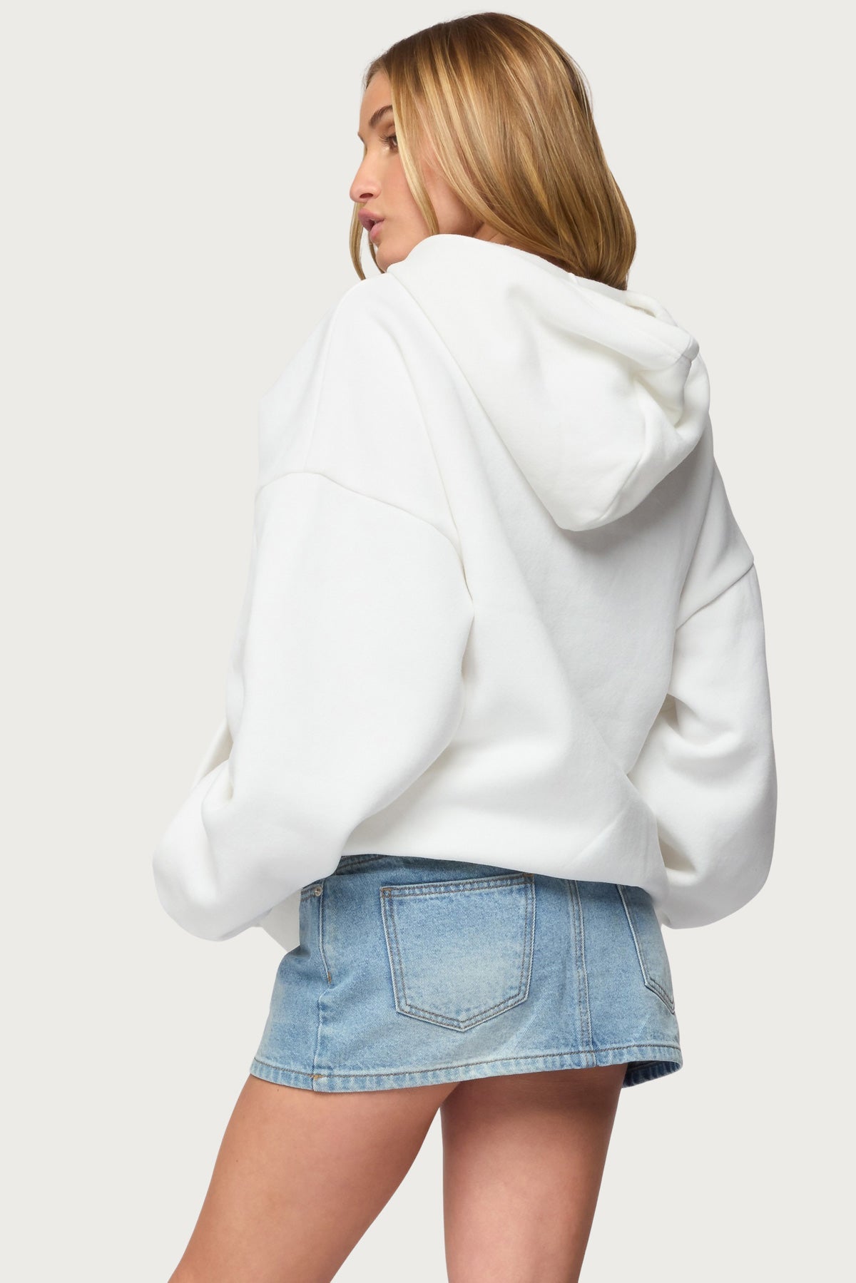 82 Oversized Hoodie