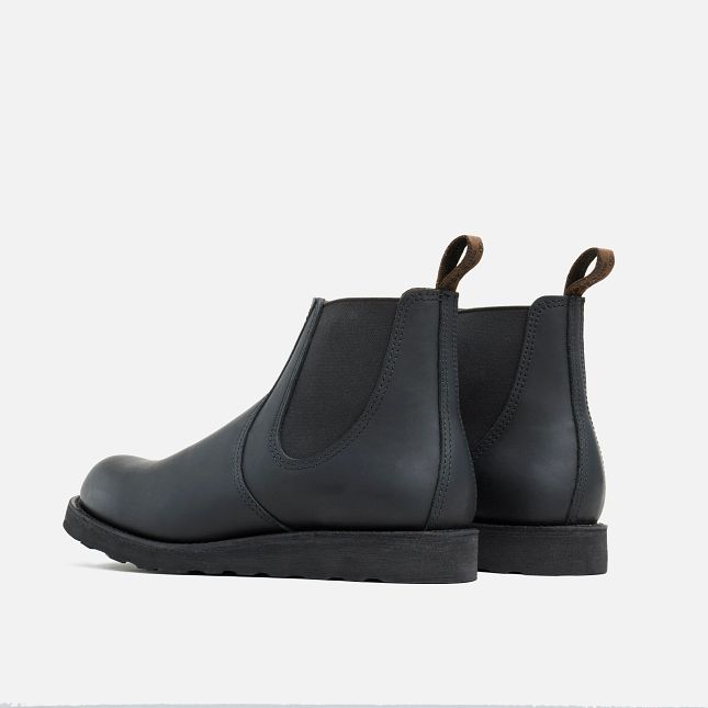 Red Wing Men's 6-inch Classic Chelsea in Black Harness Leather