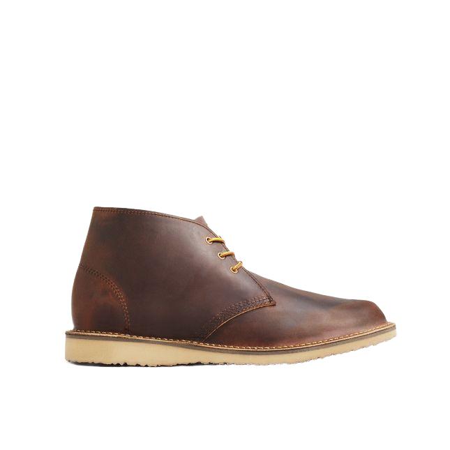 Red Wing Men's Weekender Chukka in Copper Rough & Tough Leather