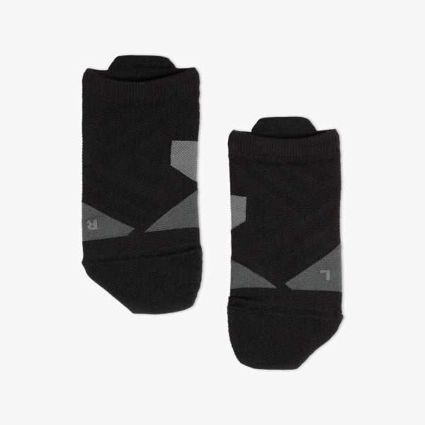 On Running Women's Low Sock in Black Shadow