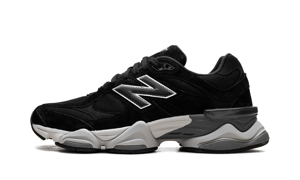 9060 "Black Phantom" U9060JBK