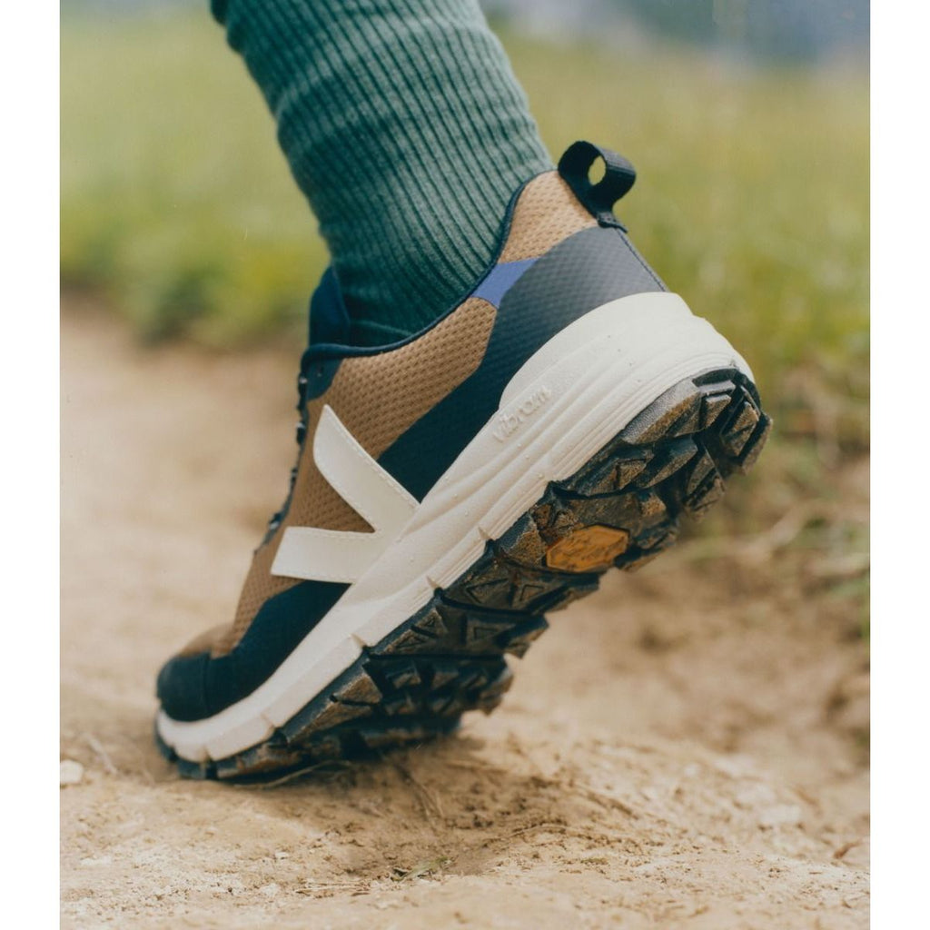 Veja Men's Dekkan Alveomesh in Tent Pierre Purple